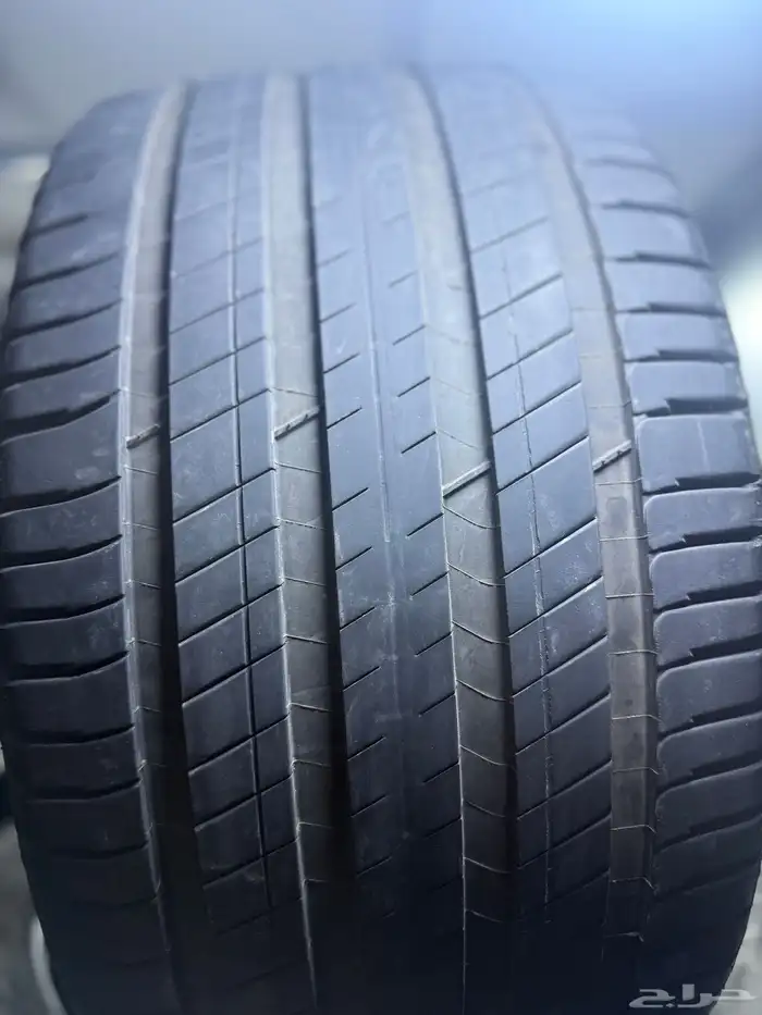 315 30 20 كفرات مشلان مستخدمة نضيفة جدا  ومشروطة 0