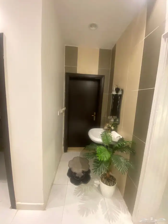 ملحق 5 غرف للبيع حي التيسير 1