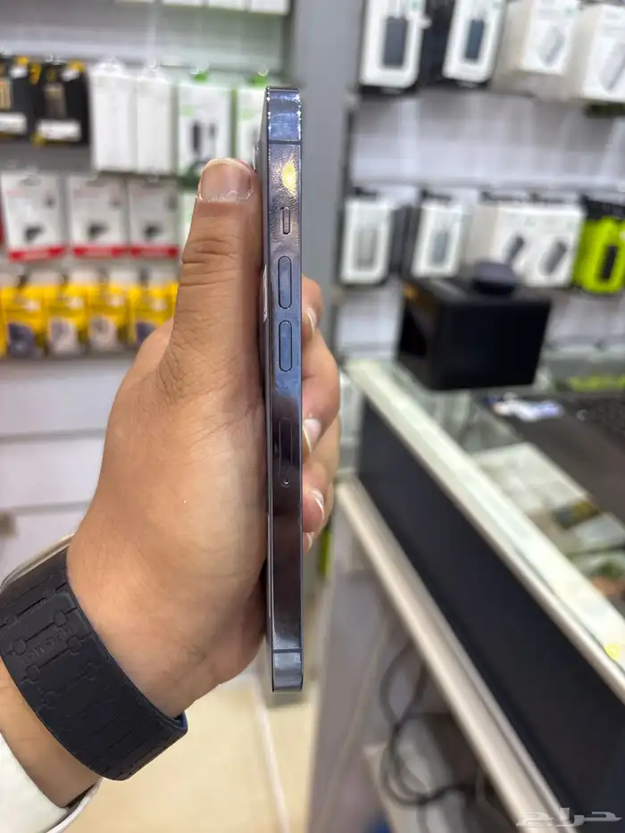 ايفون 13 برو 4