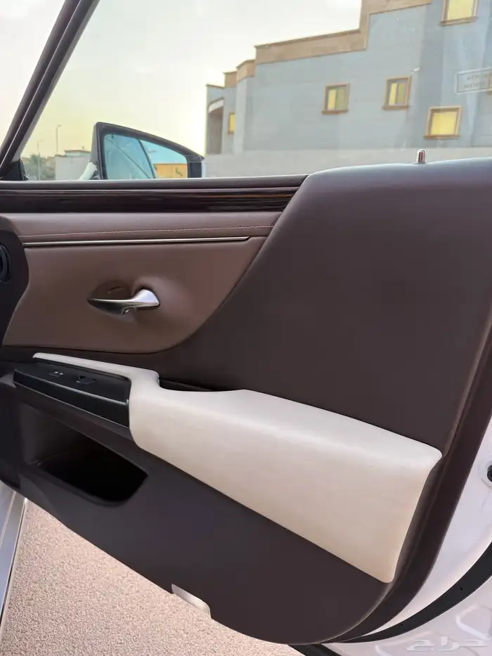 لكزس2019 ES350فئة CC 82