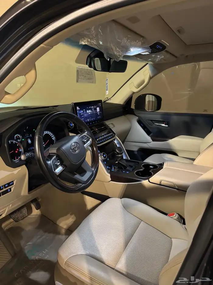 جيب لاندكروزر GXR L5 4
