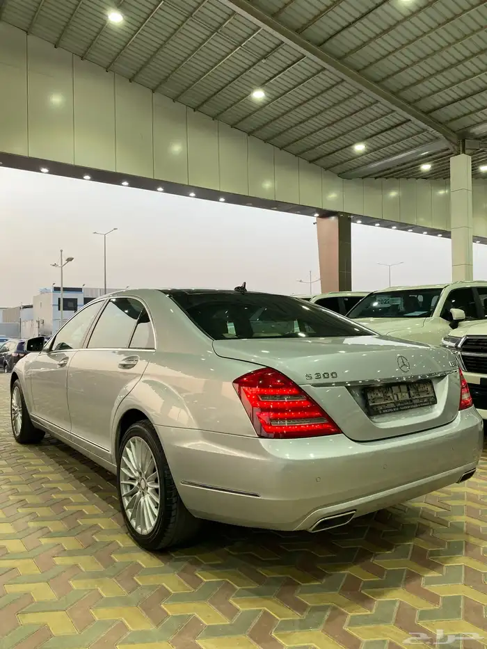 مرسيدس S300 العدد 254 الف المديل 2013 21