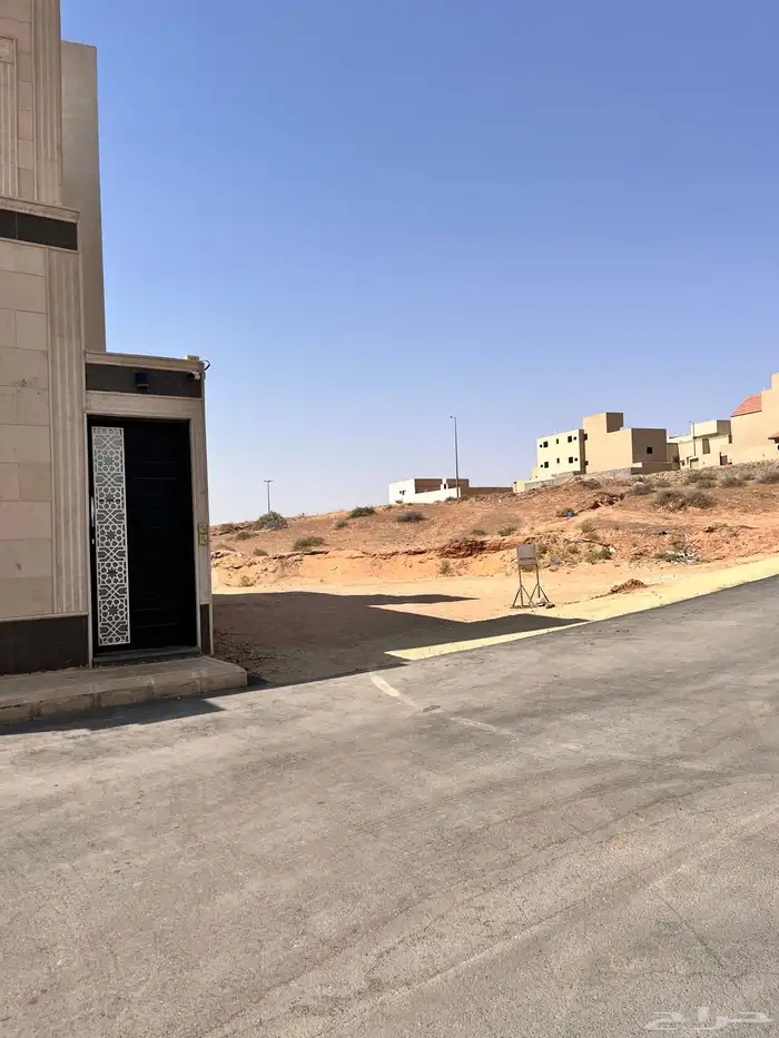 للبيع ارض سكنية في الضاحي 3
