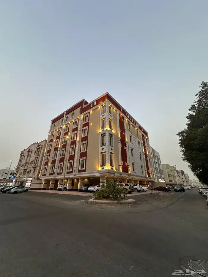 استديو صغير حي العزيزيه 7
