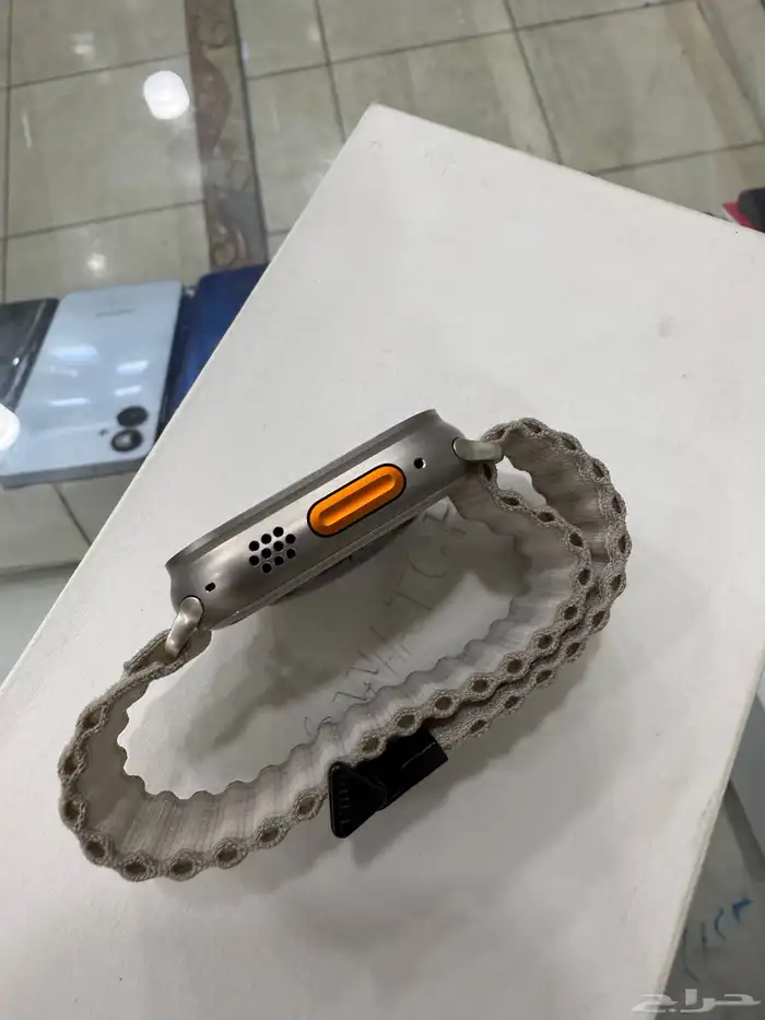 ساعه ابل التراء 2بطارية 100 شبه جديده 1