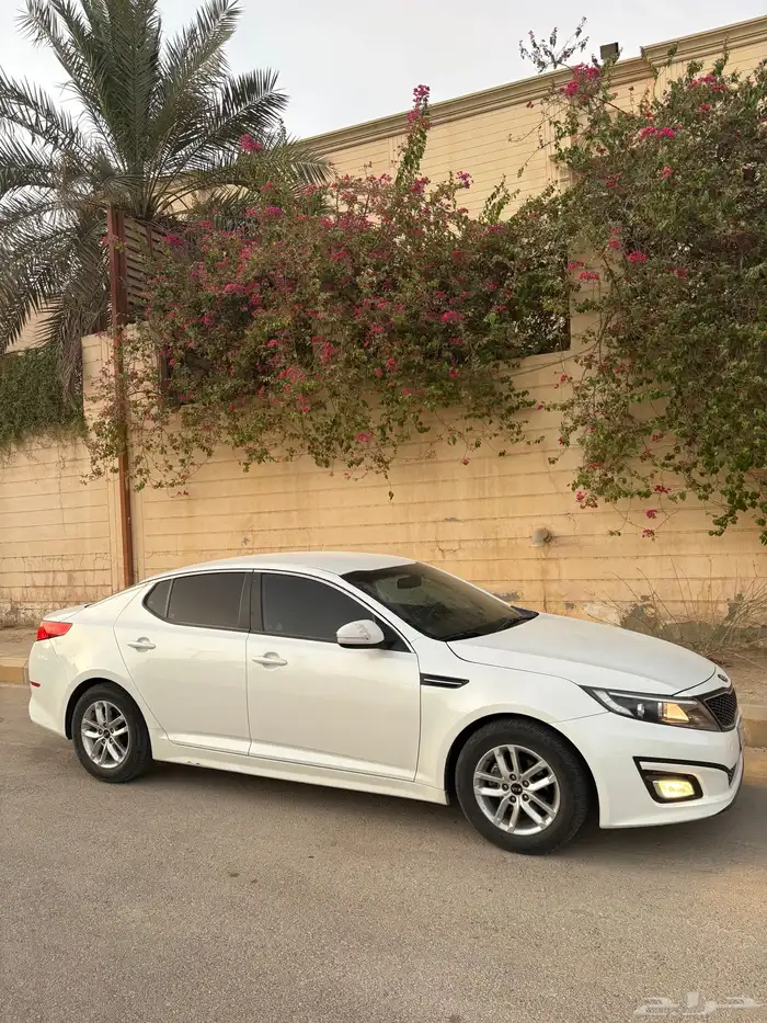 للبيع كيا اوبتيما موديل 2015 من مبيعات وزارة التنمية 1