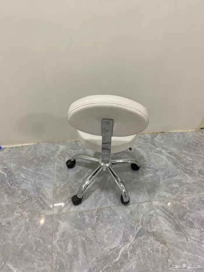 كراسي وطاوله 2