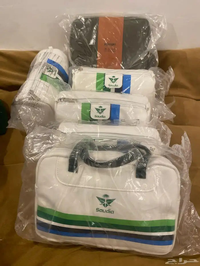 شنط الخطوط السعودية 0