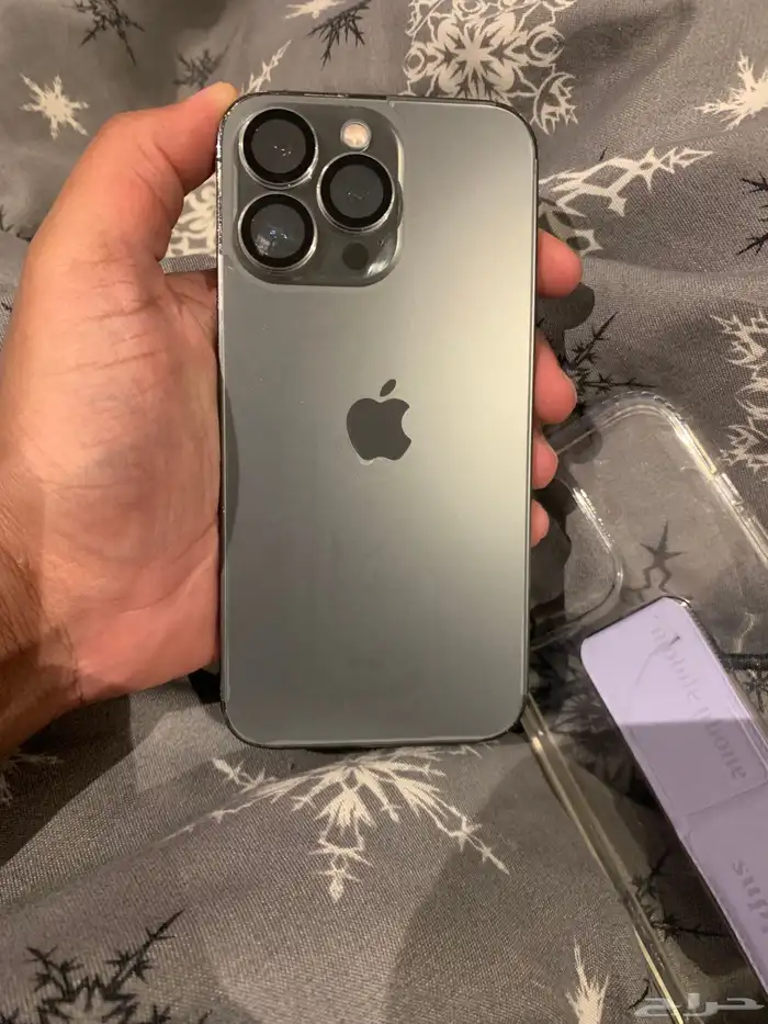 ايفون 13 برو 128GB واللون اسود نظيف ينفع أيض ا لعشاق الجلبريك 0