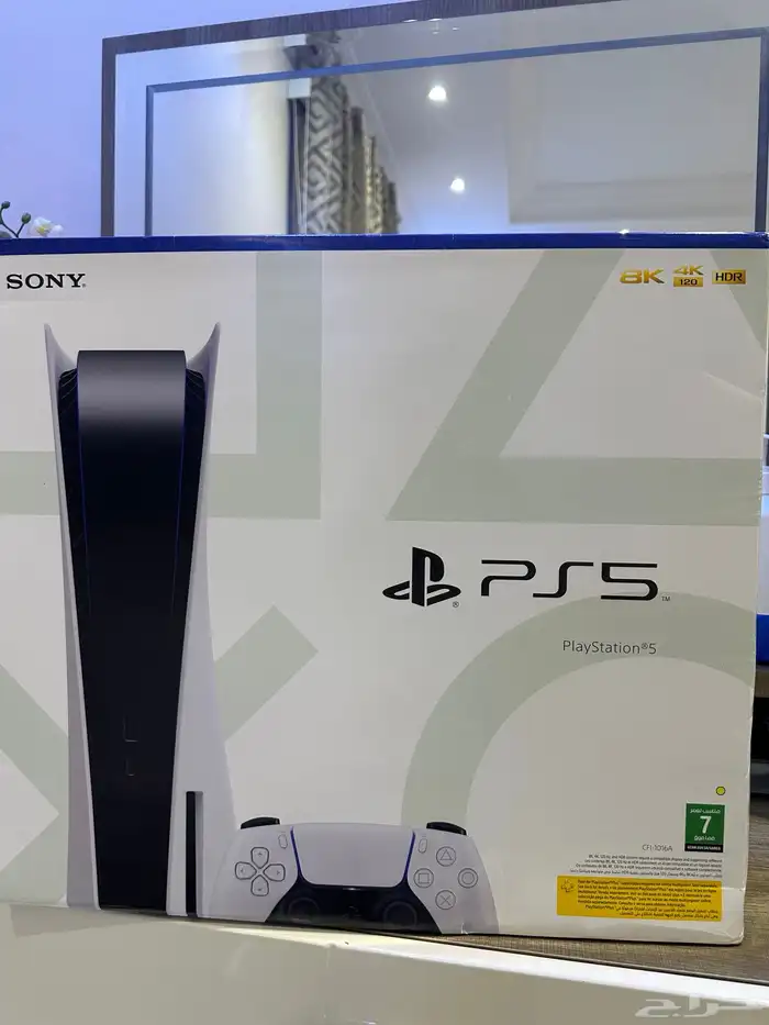 سوني 5 PlayStation اصدار اليوم الأول مع يدين تحكم 0