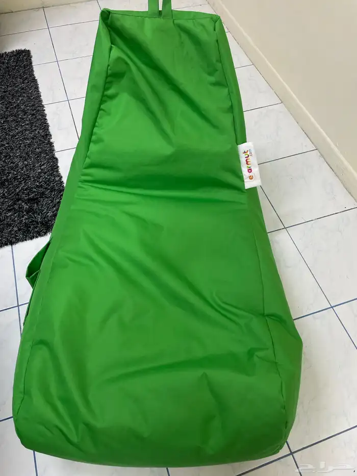 كرسي مريح لمشاهدة التلفاز نظيف 1