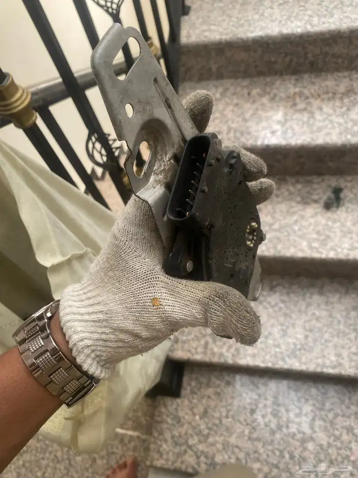 قطع غيار جميع من يحتاج قطع غيار كابرس 2006 إلى 2004 8