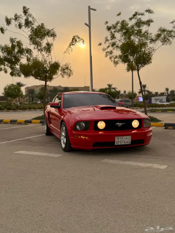 موستنج GT قير عادي نظيف جدا 45