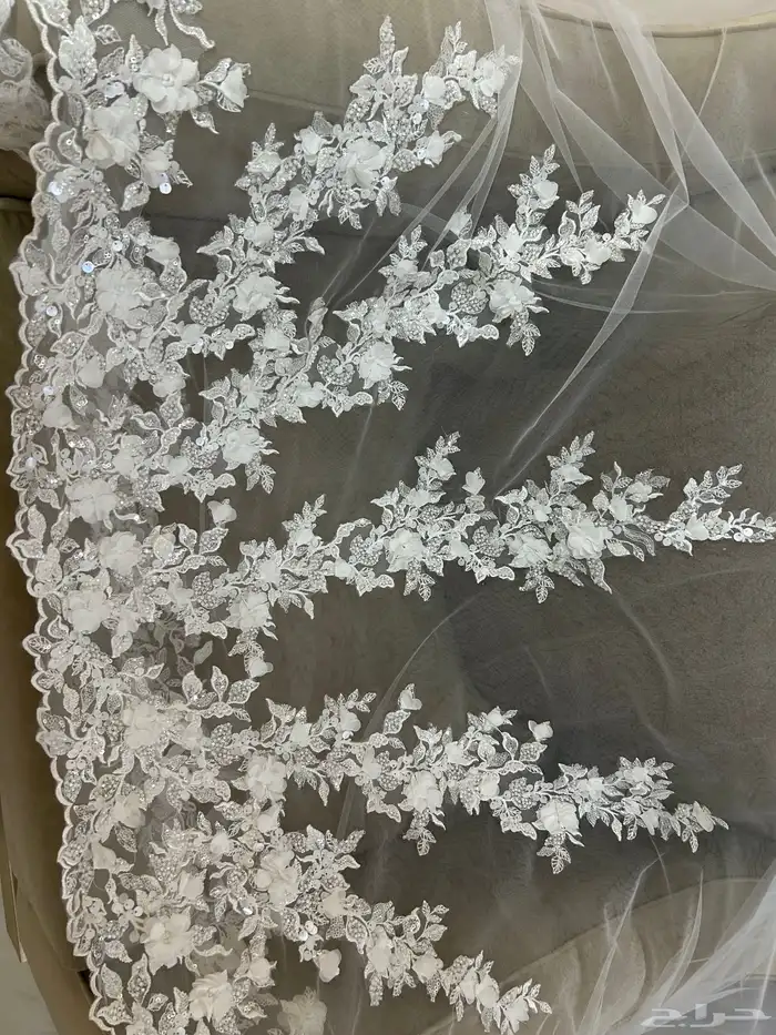 فستان عرايس فاخر وراقي 4