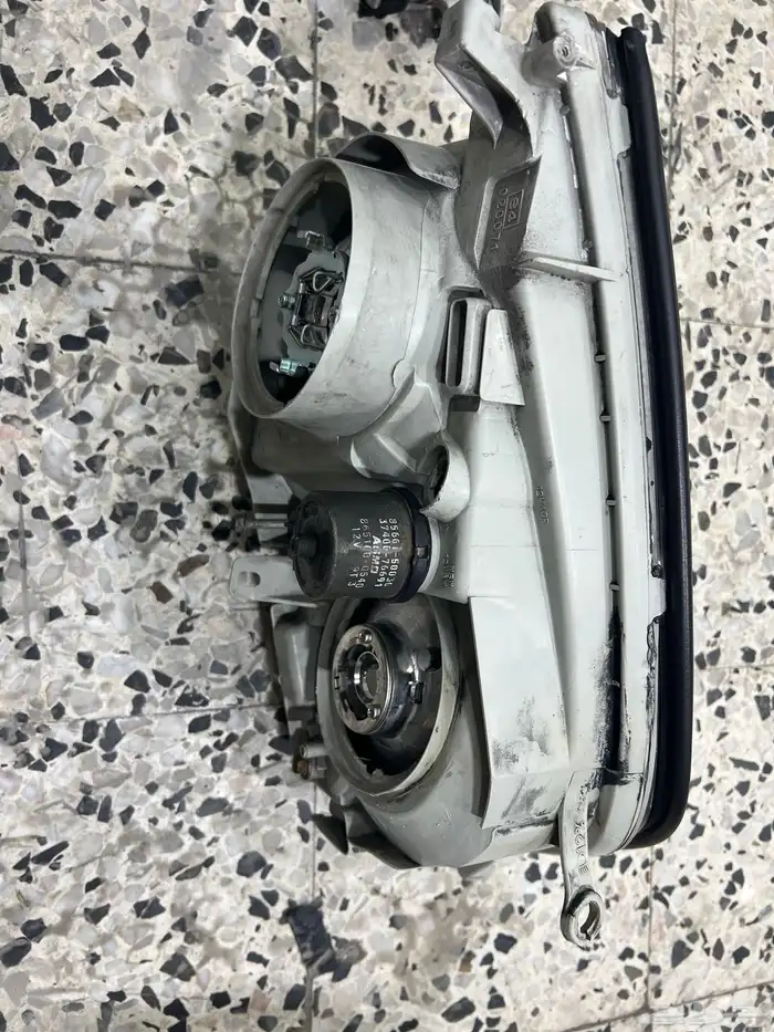انوار لكزس LS400 موديل 1998-2000 اصلي 3