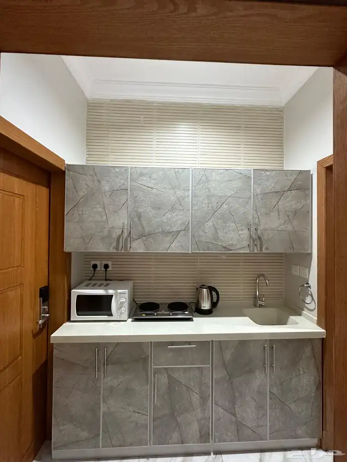 غرفه وصاله ومطبخ للايجار الشهري حي الربوه 6