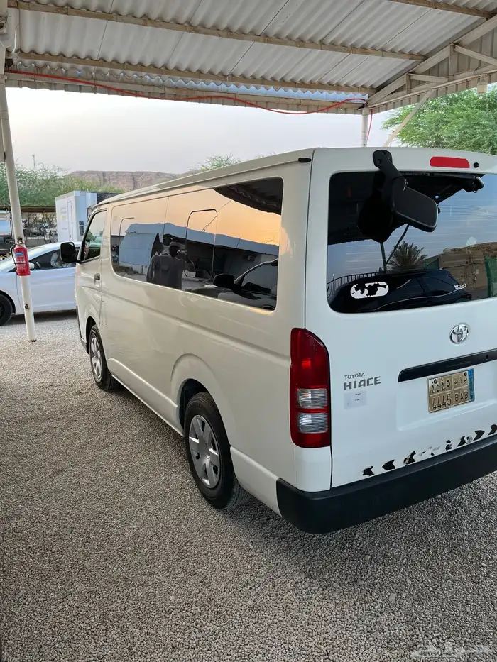 تويوتا مكرو باص 8