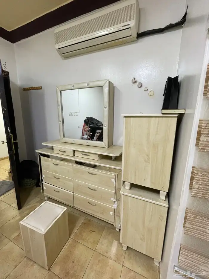 بيع كل شيء موجود   شامل كل الأغراض 41