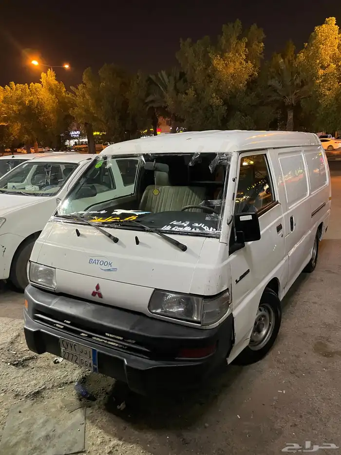 متسوبيشي 2011 بنزين 20 ريال 0