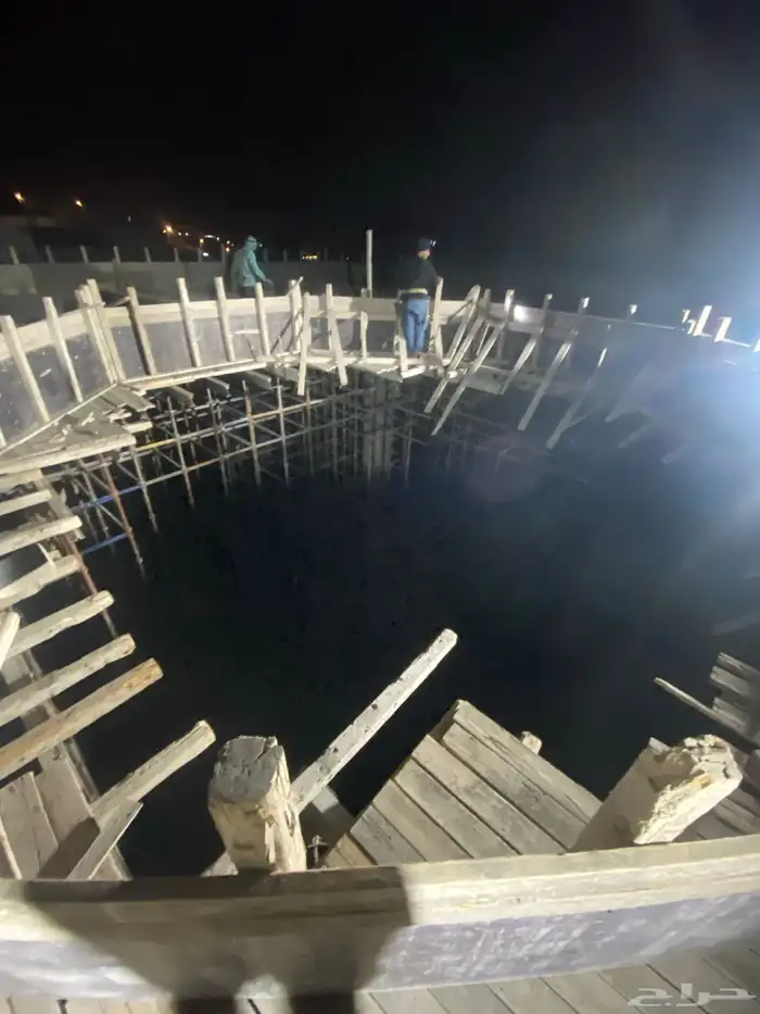 يوجد لدينا مقاولات عامه وتشطيب وديكورات ودرب زان 18