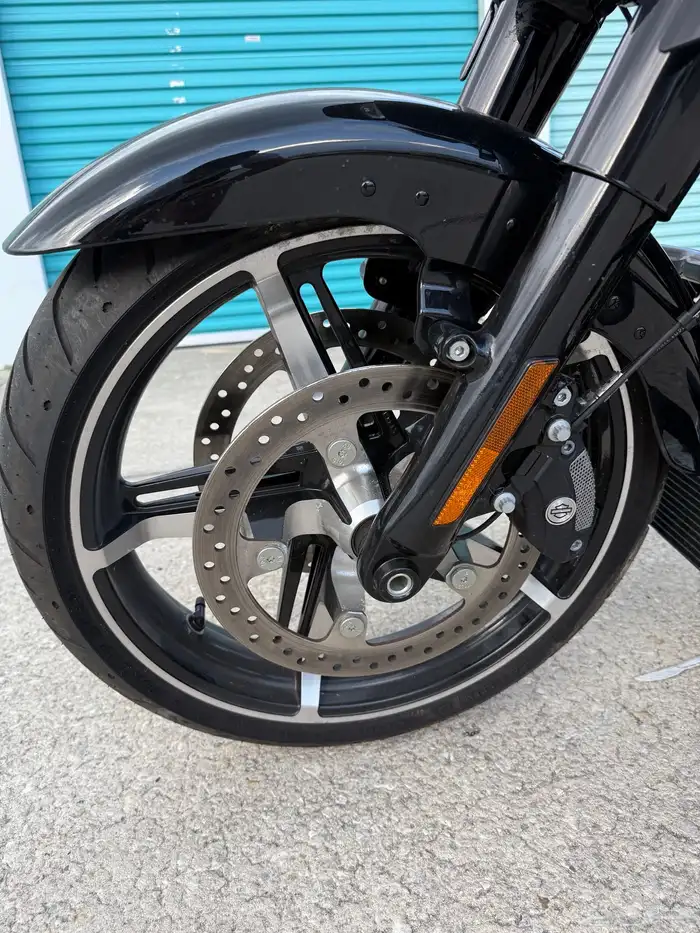 2024 Harley Davidson Street Glide 12