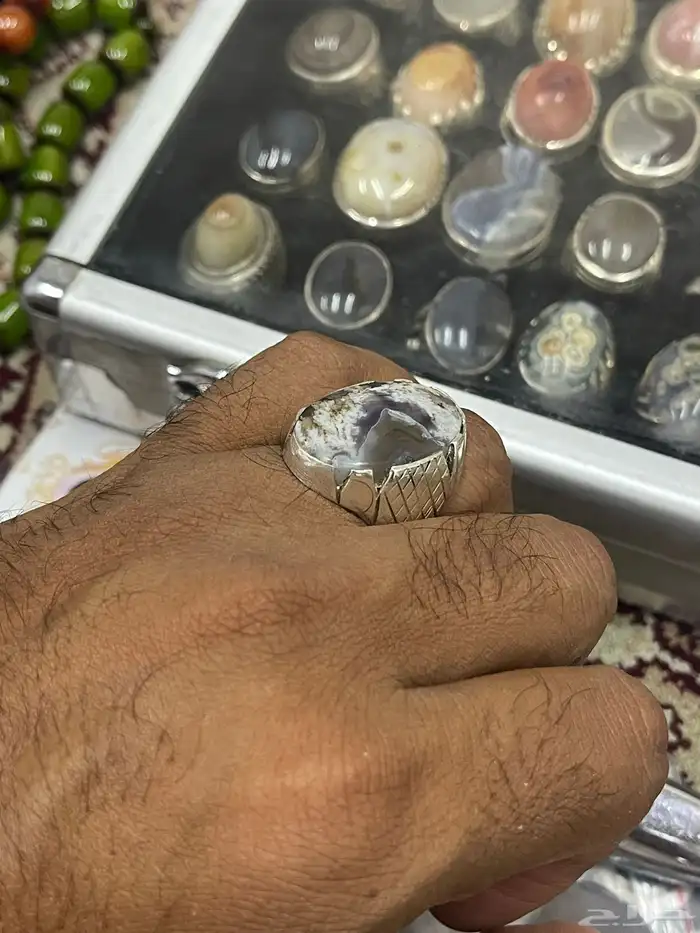 خاتم عقيق ورود الربيع الشجري 11