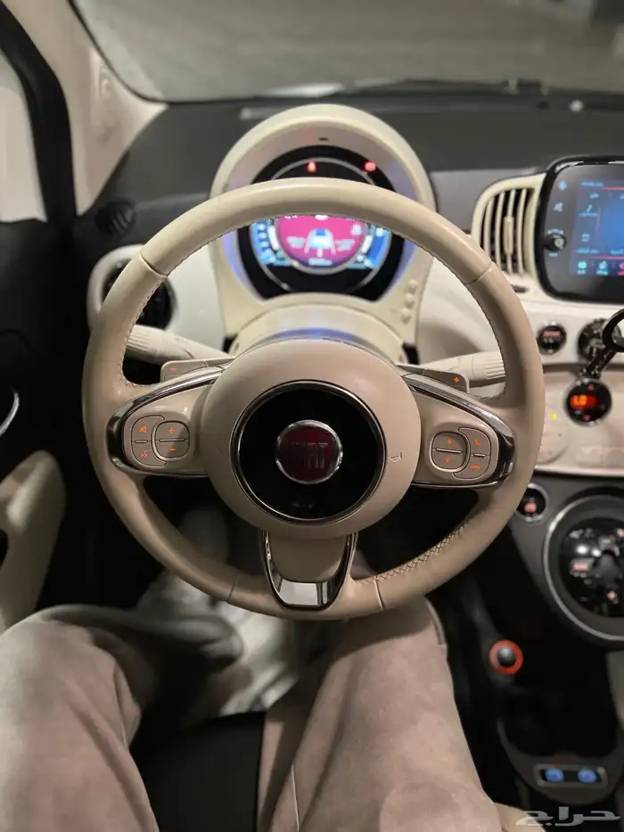 فيات موديل 2023 500c 8