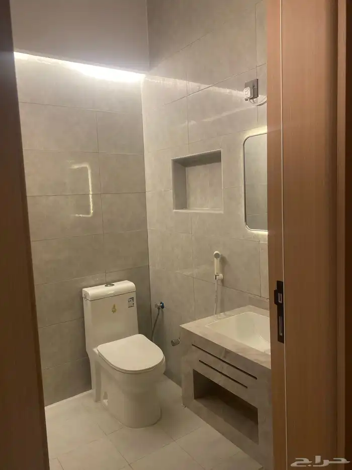 متوفر سنة دراسية 12