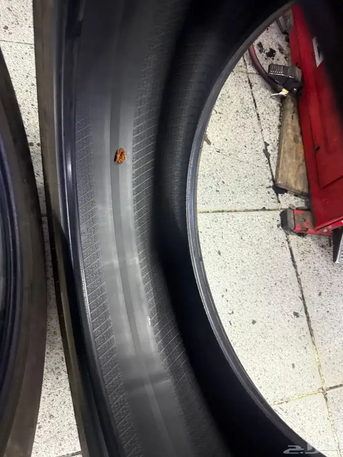 كفرات مستخدمه شبه جديد مقاس 18 7