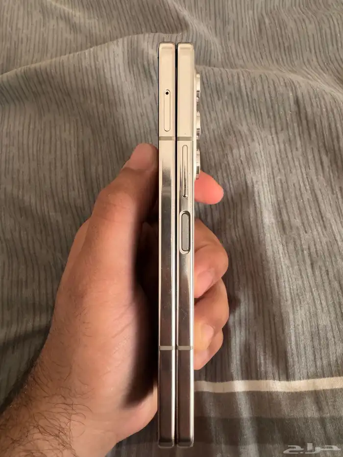 للبيع  Samsung Galaxy Z Fold 5 - سعة 512GB 1