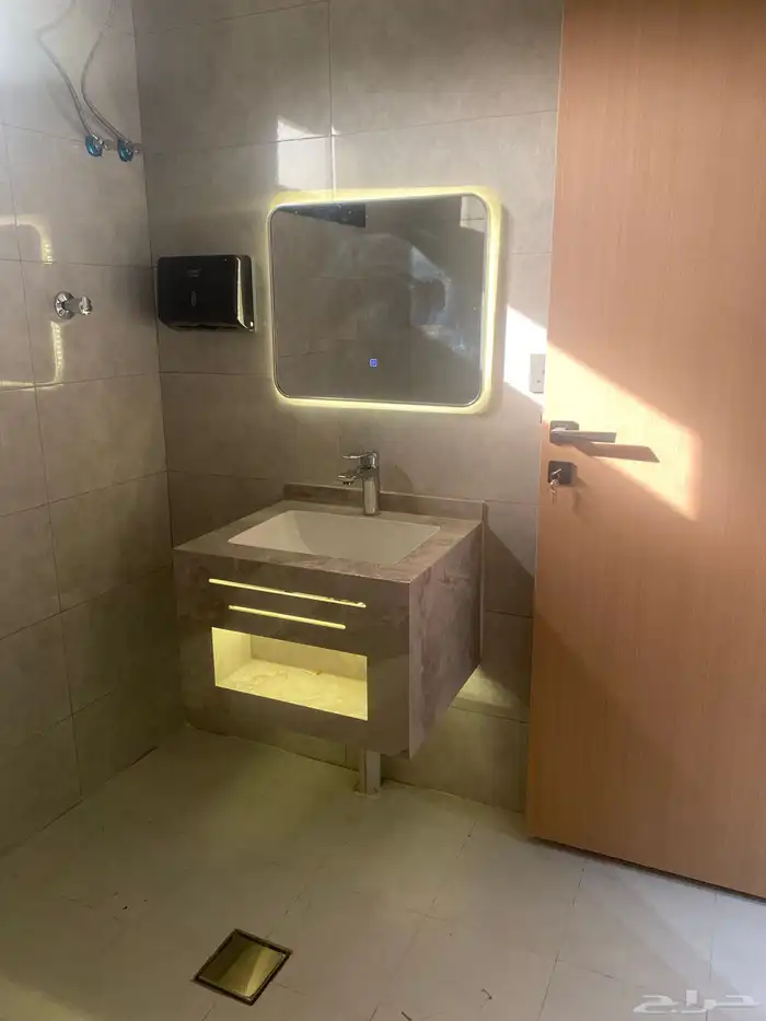 متوفر سنة دراسية 22