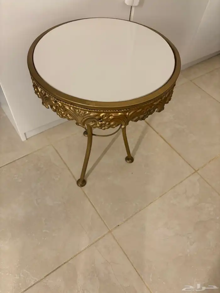 طاولات خدمه 1