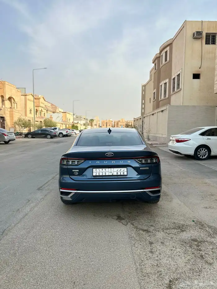 فورد توروس امبيانتي 2023 5