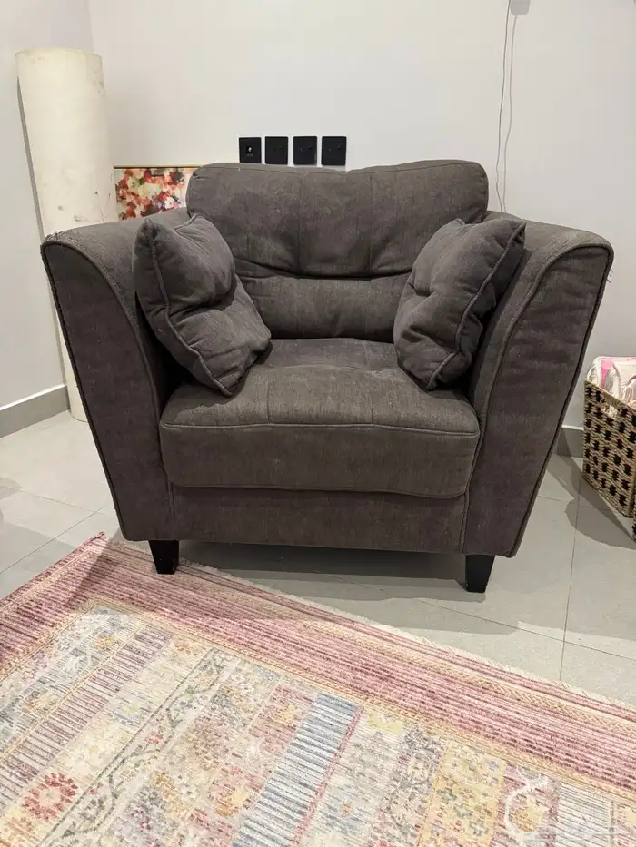 كرسي رصاصي من ساكو متين 0