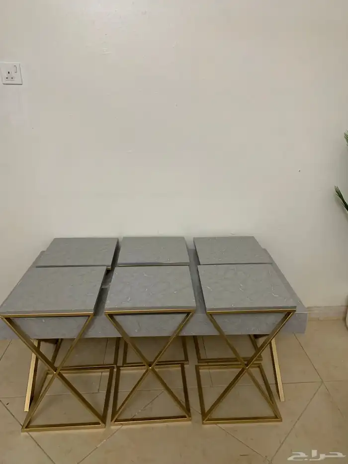 طاولة خدمة 0