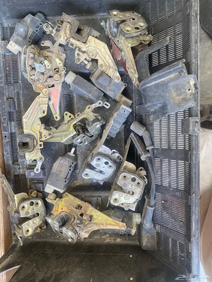 قطع غيار جميع من يحتاج قطع غيار كابرس 2006 إلى 2004 19