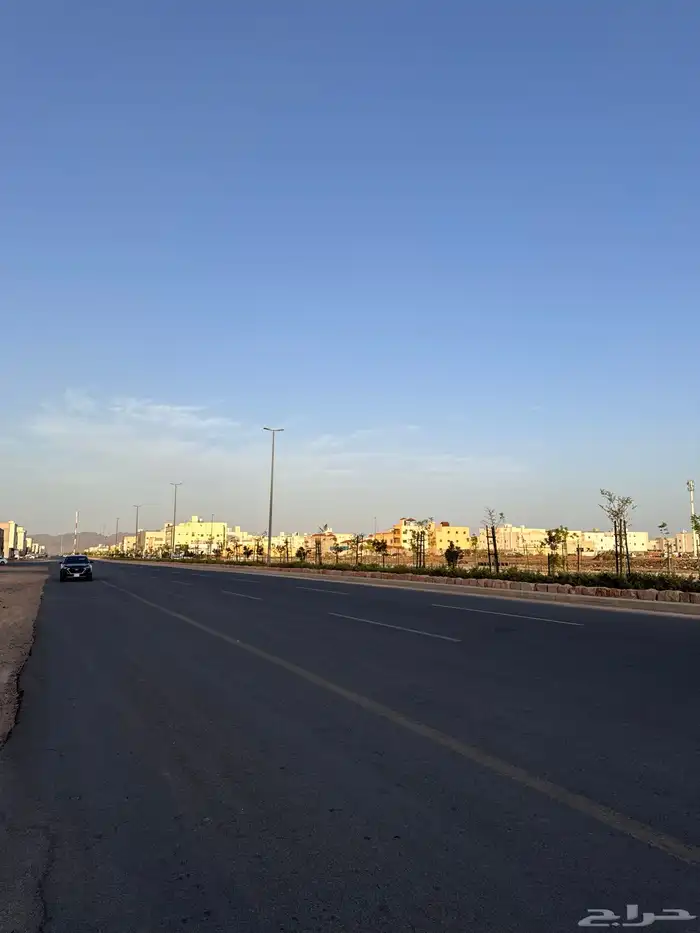 ارض تجارية في العاقول خلف منتجع الفلك 0