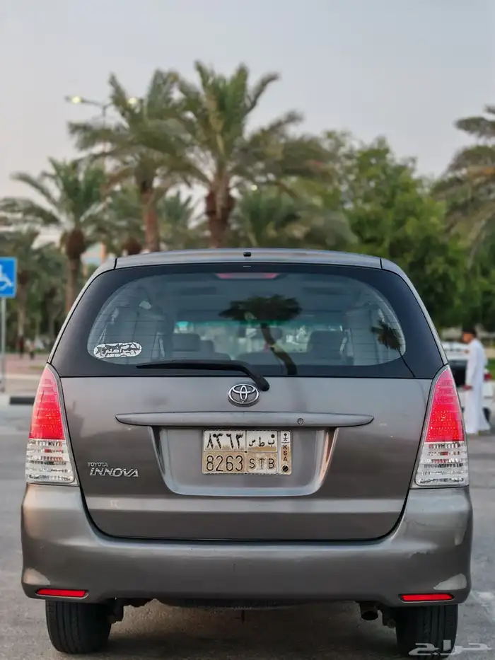 انوفا مخزن 2011 10