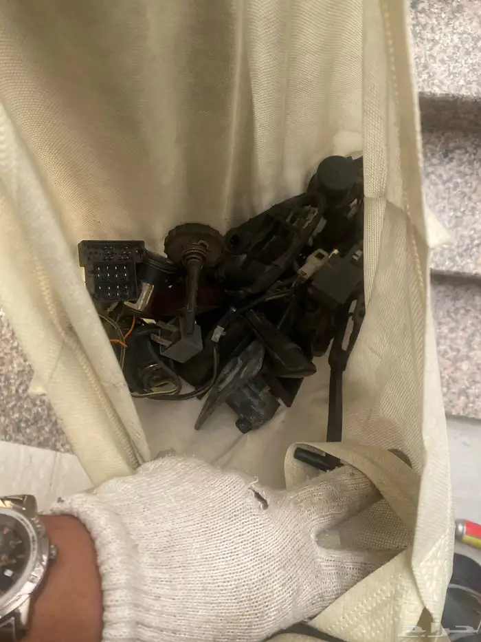 قطع غيار جميع من يحتاج قطع غيار كابرس 2006 إلى 2004 9