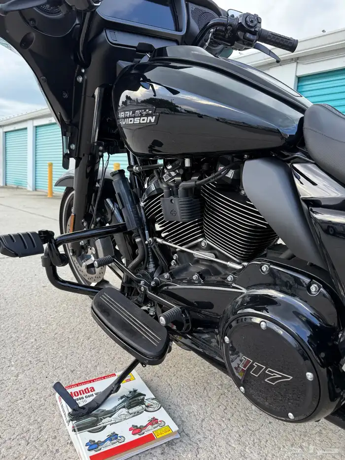 2024 Harley Davidson Street Glide 10