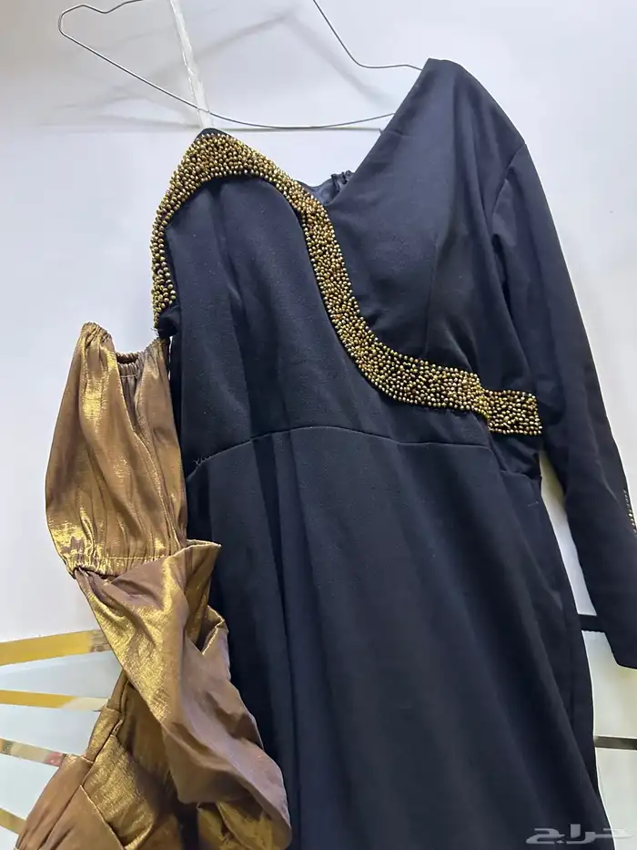 فستان مستعمل استخدام مرا وحده 1
