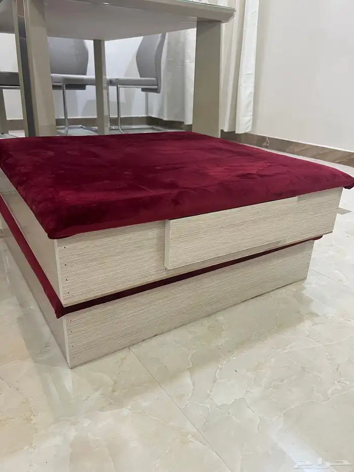 طاولة بلوت ارضي مع درج 1