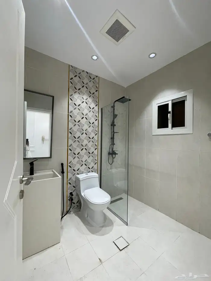 شقة تمليك للبيع بطحاء قريش 5 غرف مساحة 195 ب 650 ممتازة 2