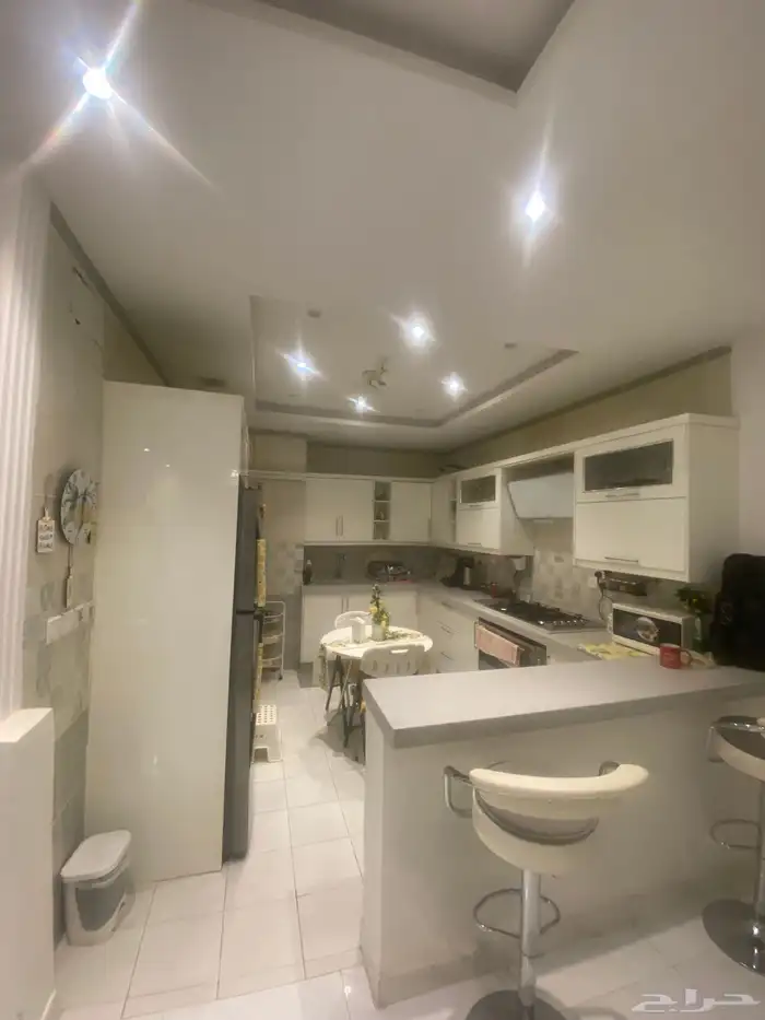 ملحق 5 غرف للبيع حي التيسير 10