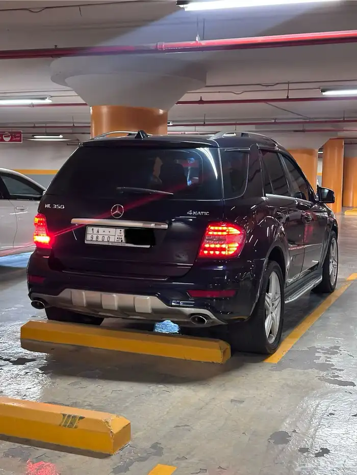 مرسيدس جيب عائلي ML350 موديل 2011 لون مميز 0