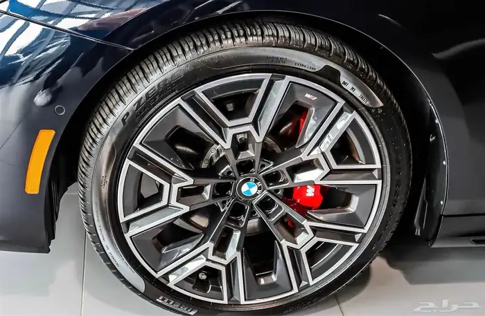 اجمل 2024 BMW 530i - شبه جديده وسعر مميز جدا 2