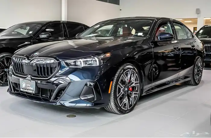 اجمل 2024 BMW 530i - شبه جديده وسعر مميز جدا 0
