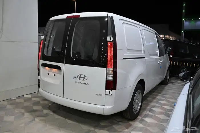 هيونداي ستاريا بضاعه 2025 ديزل 2