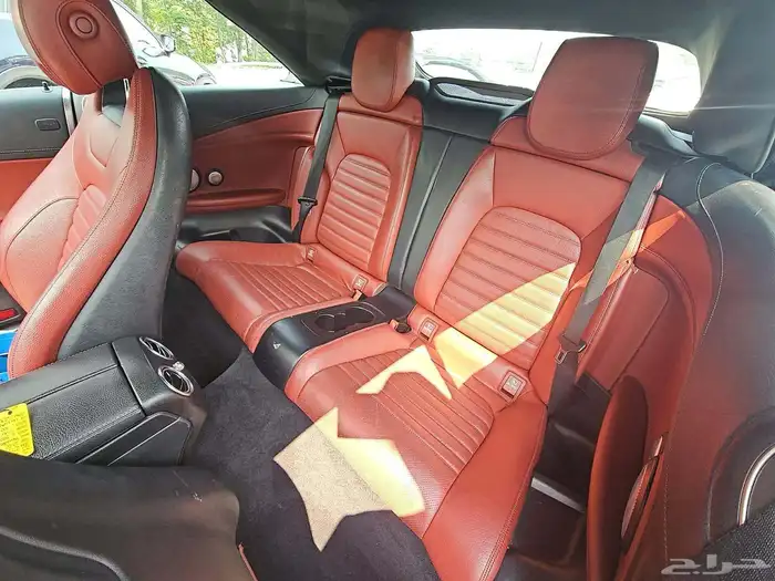 مرسدس C300 كشف مديل 2020 8