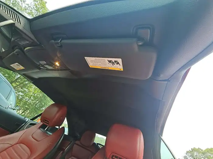 مرسدس C300 كشف مديل 2020 6